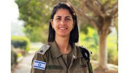 Major-Ella-Waweya-of-the-IDF-Spokespersons-Unit-has-set-as-her-goal-to-increase-the-Arab-Israeli-sense-of-belonging-to-this-country-and-its-army-photo-courtesy-IDF-930x520